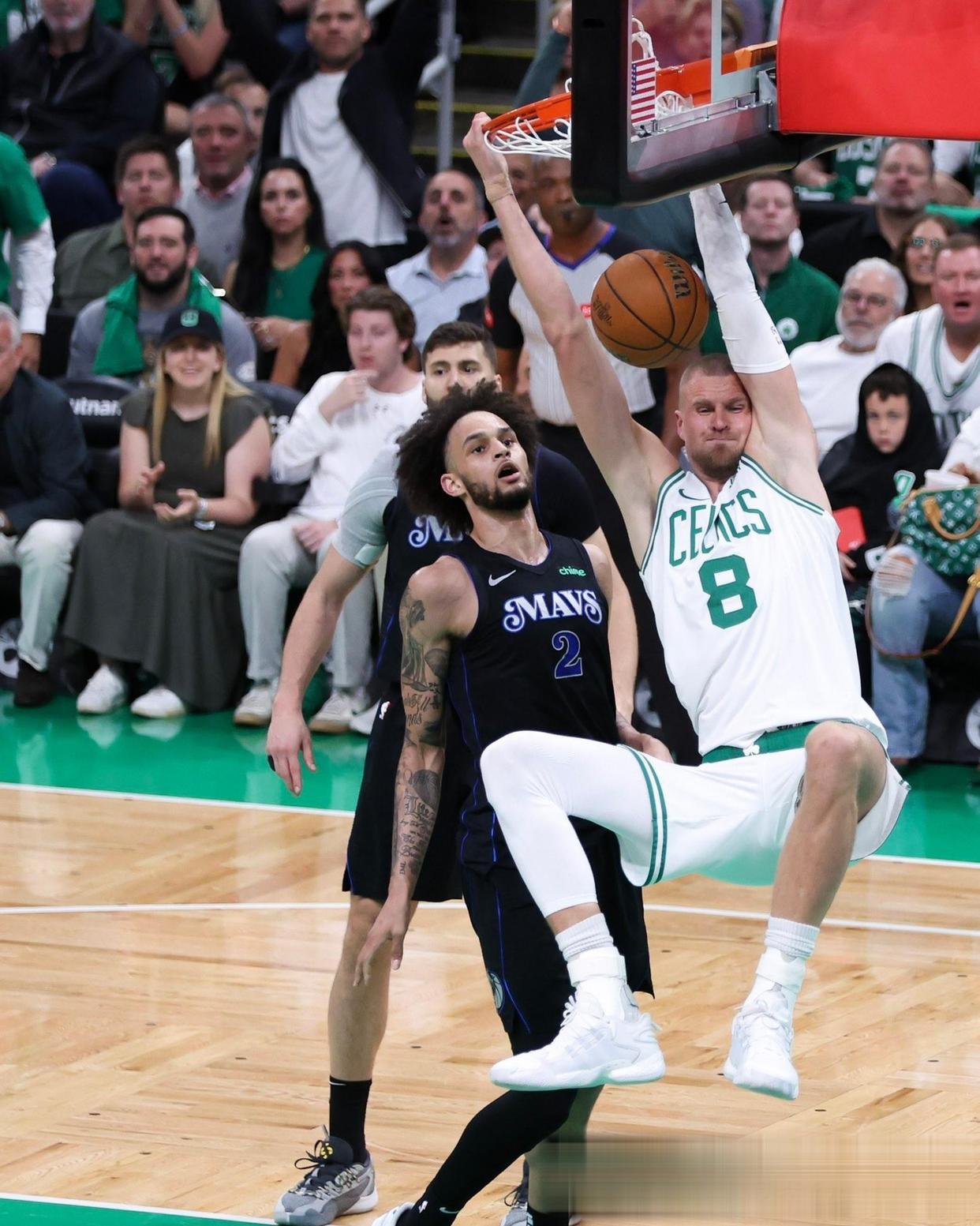 猛龙强势日本男篮,波尔津吉斯打破历史纪录 猛龙强势日本男篮,波尔津吉斯打破历史纪录