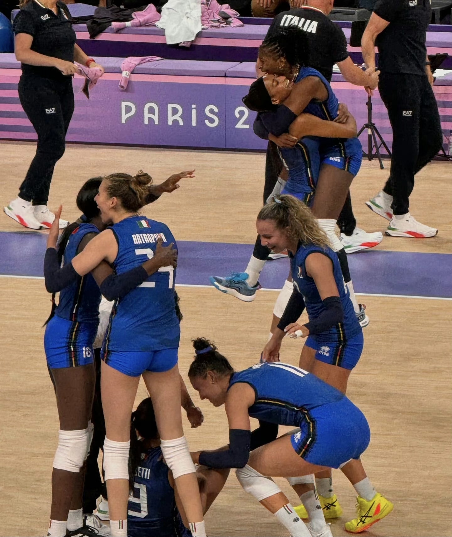 土耳其女排横扫澳大利亚，豪取六连胜