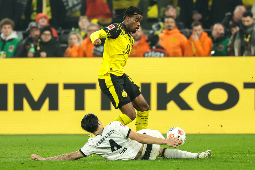 争冠热门门兴格拉德巴赫遭遇连败，冲击乏力的简单介绍