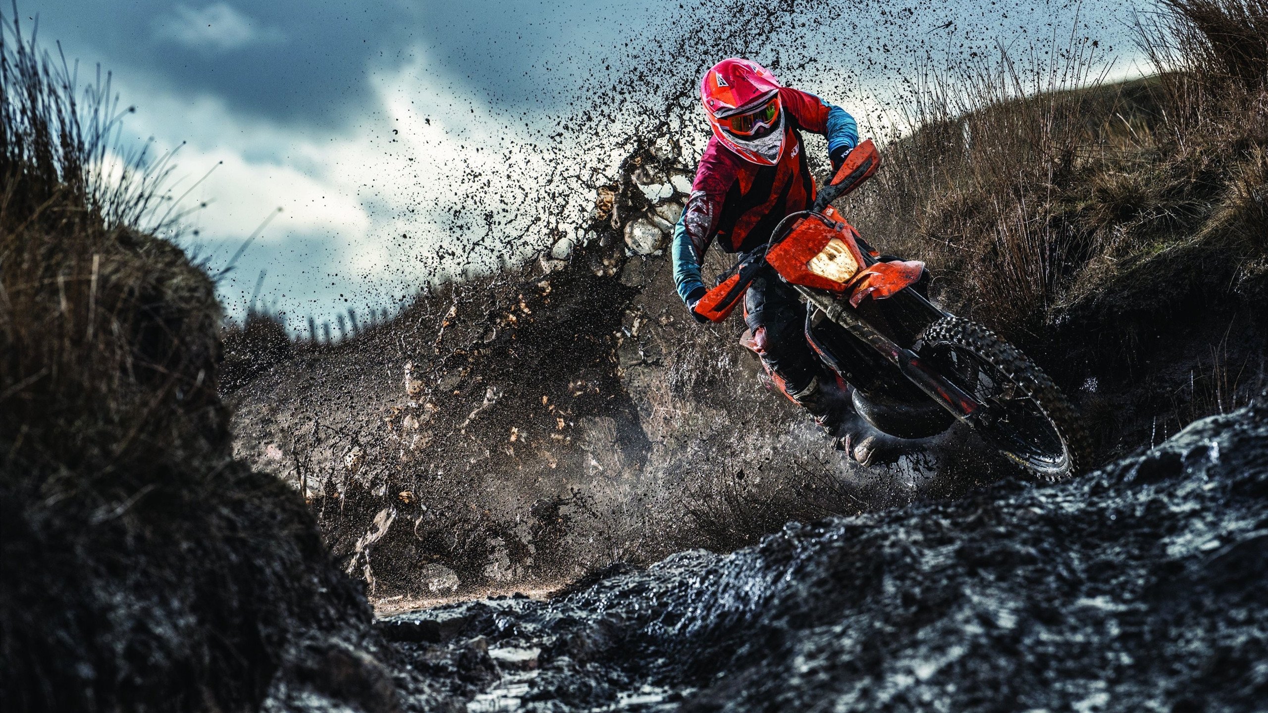 跨界狂想,当佛罗伦萨收割洪都拉斯,加克波在NBA季后赛接管比赛