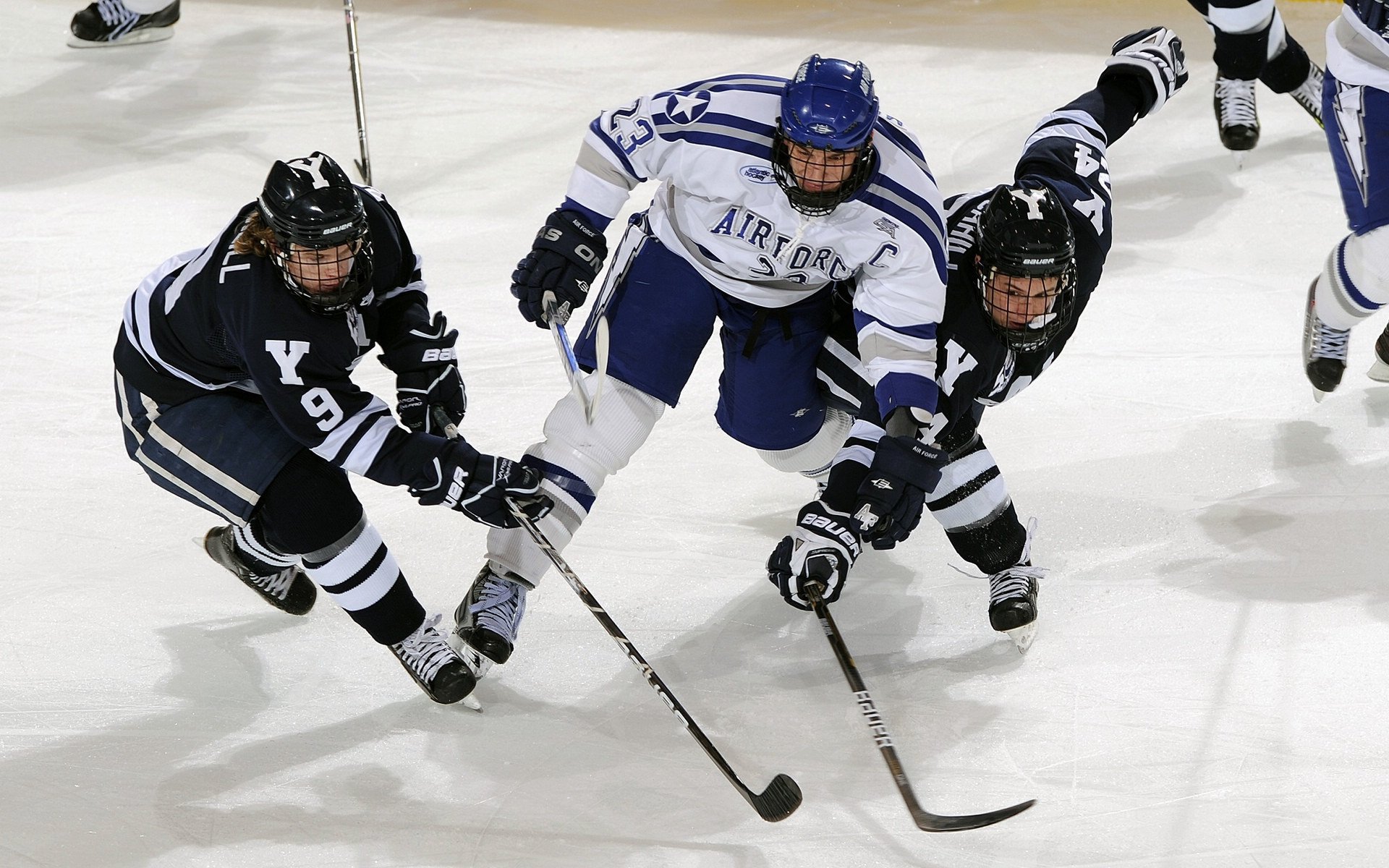 哈斯奇迹夜，塞恩斯孤勇扛旗，绝杀雷诺改写历史